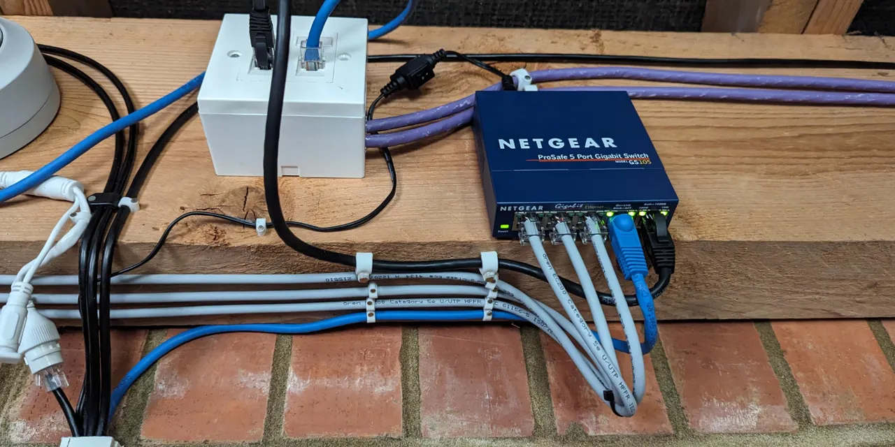 Gigabit Ethernet Unmanaged Switch GS108v4