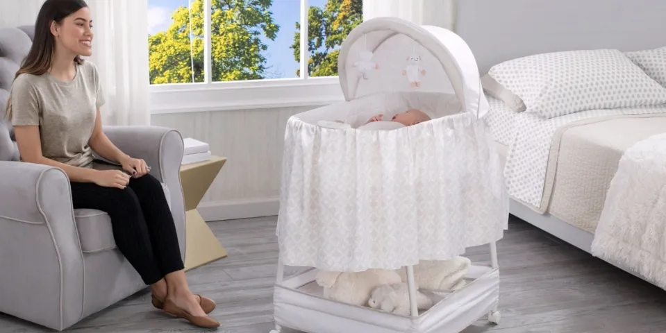 Gliding Bassinet 27202