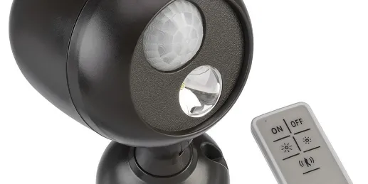 Wireless LED Spotlight with Remote MB371