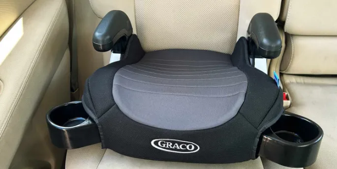 1963973 Booster Car Seat Owners Manual