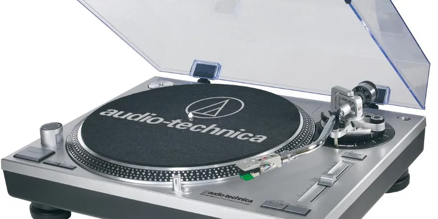 Direct Drive Turntable AT-LP1240-USB