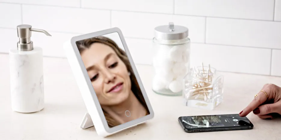 Beauty Mirror Speaker iCVBT1