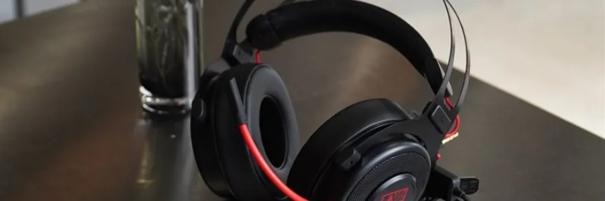 Specs and features: Hp OMEN Headset 800 User Manual