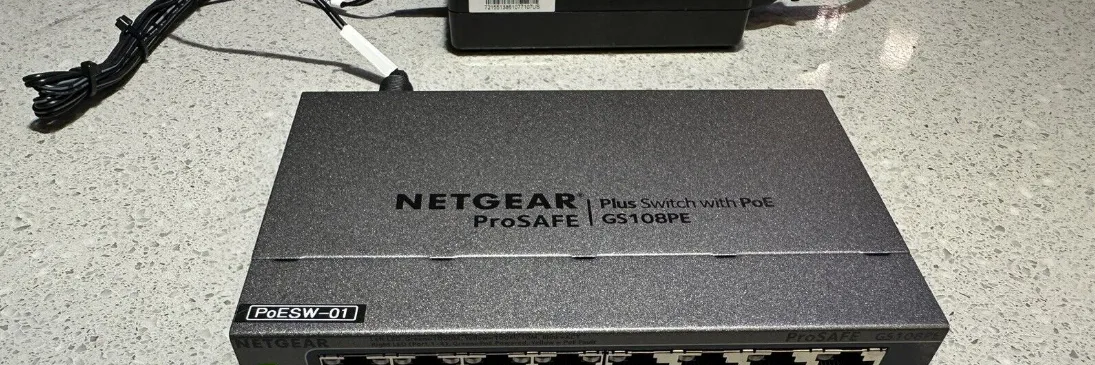 Netgear ProSafe Plus Gigabit Switch GS108PE | Installation Instruction