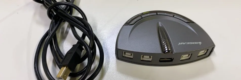 Iogear USB Peripheral Sharing Switch GUB431 User Manual | Operations