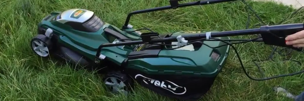 Webb WEER33 1300W Electric Lawnmower Guide