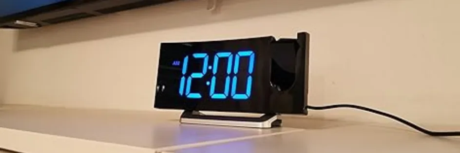 La Crosse LED Atomic Clock 617 USB Charging