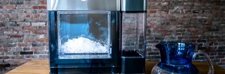 Use & Care: Fisrt Build Opal-01 Nugget Ice-Maker User Guide