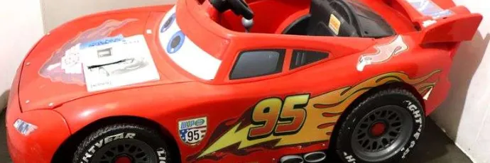 Fisher Price W2604 Lightning McQueen Cars 2 Owner Manual