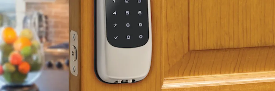 Yale Right Deadbolt Lock Keyways YRD 240 User Manual