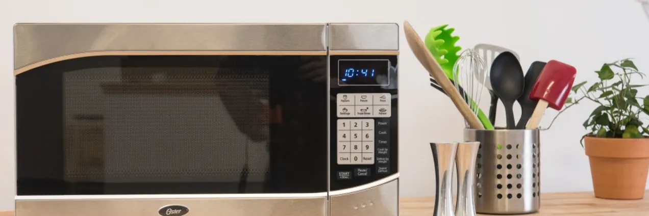 Oster Countertop Microwave OGH6901 User Manual | Installation