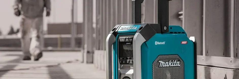 Makita Bluetooth Job Site Radio GRM03 Instruction Manual