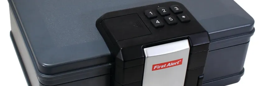 First Alert Waterproof Fire Safe 2603DF User Manual