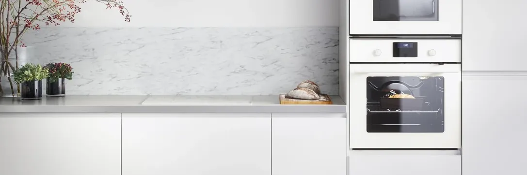 Ikea VOXTORP Matt Whit Door Cabinet User Manual