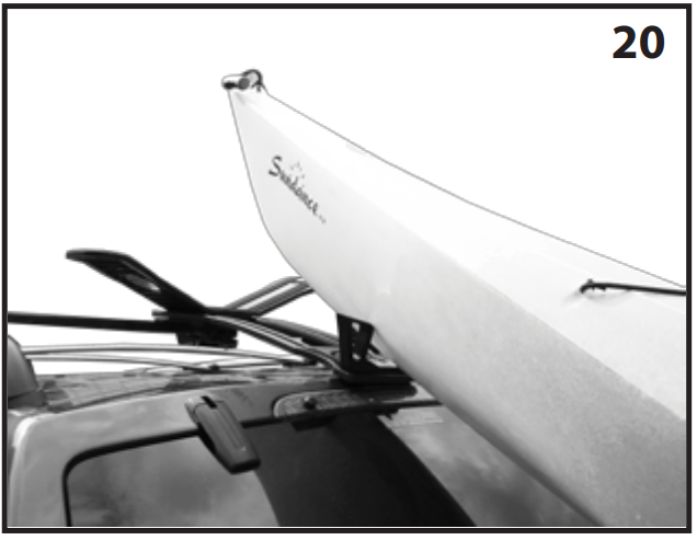 malone_seawing_kayak_carrier_mpg107-lift_and_place_the_front.png