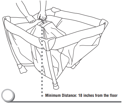 delta_children_play_yard_36002.folding_the_play-yard_(4).png