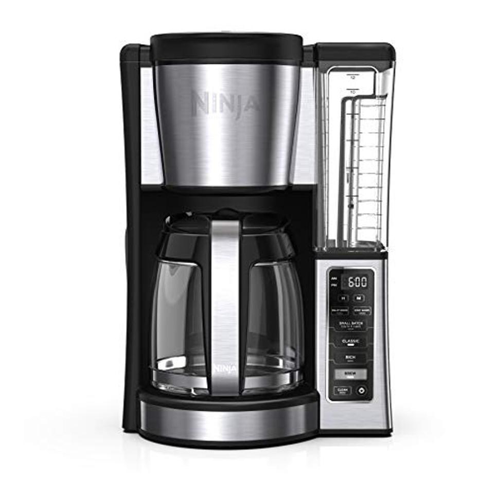 ninja_shark_coffee_brewer_ce251.jpg