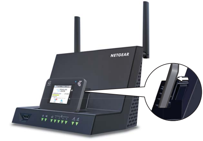 attach_the_external_wifi_antennas-netgear-aircard-cradle_dc112a.png